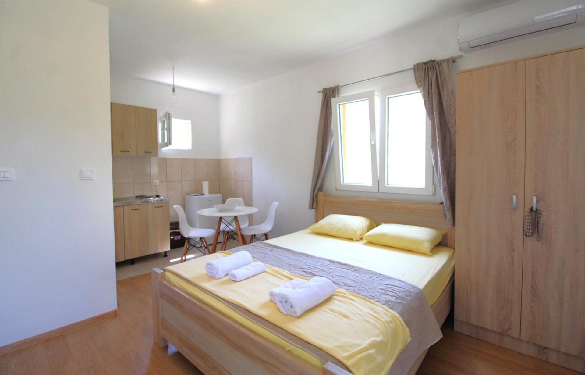 Apartments Stevan Бар Стая снимка